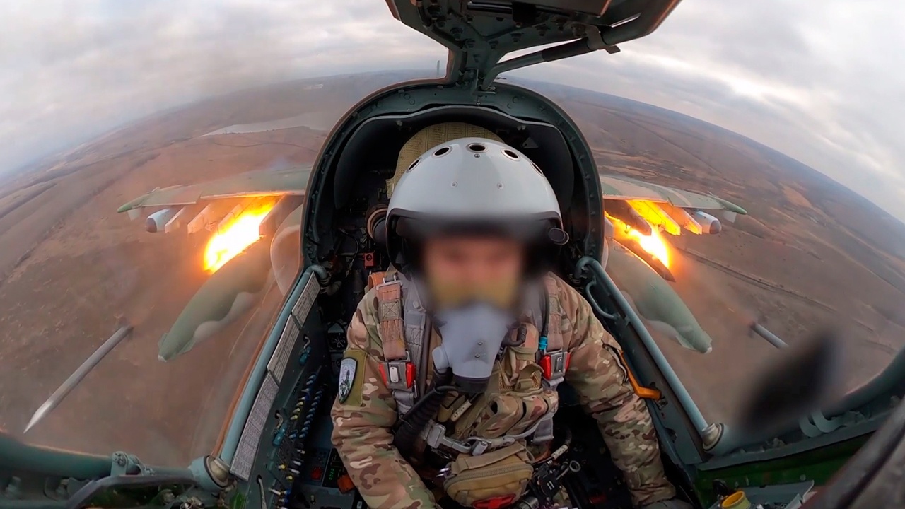 Су-25 с кабрирования атаковали позиции ВСУ на Донецком направлении