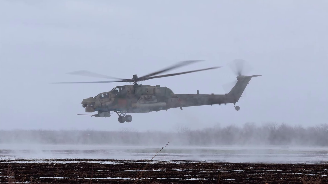 Ми-28 разгромил опорный пункт ВСУ в Курской области