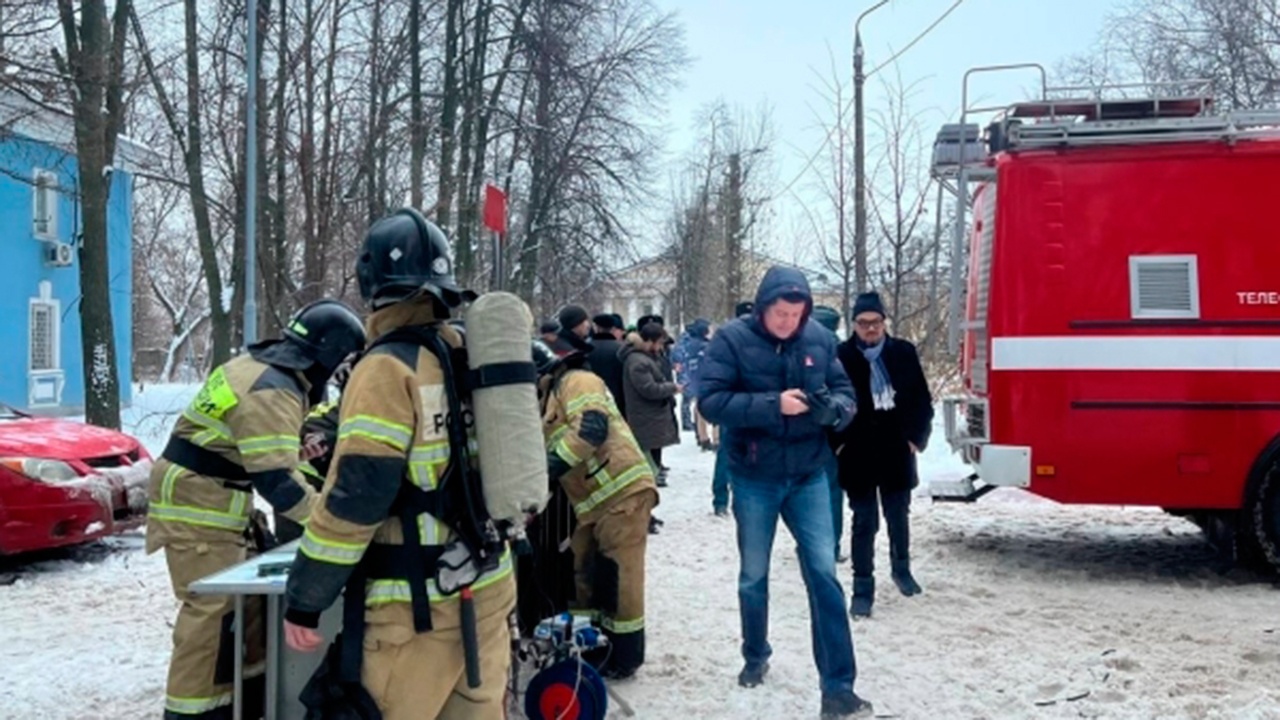 Власти Казани объяснили причину взрыва в районе жилого комплекса