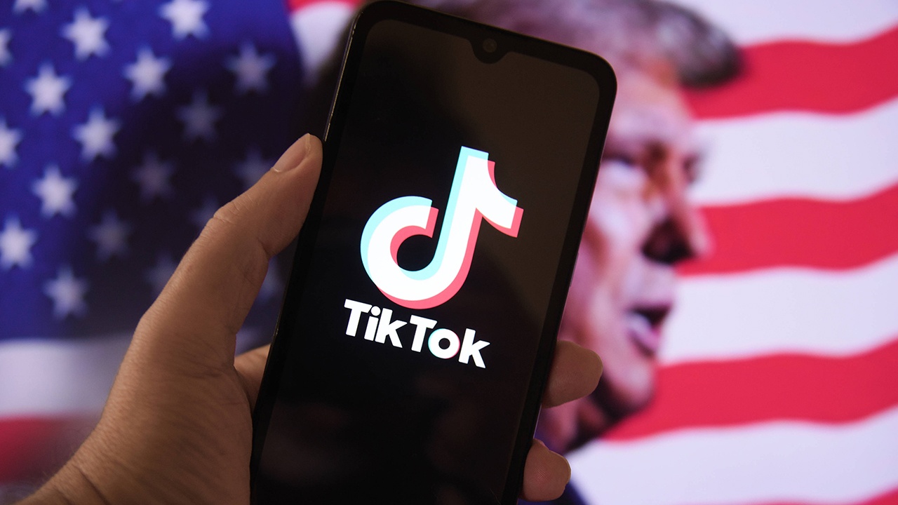 Трамп заявил, что сам решит судьбу TikTok в США