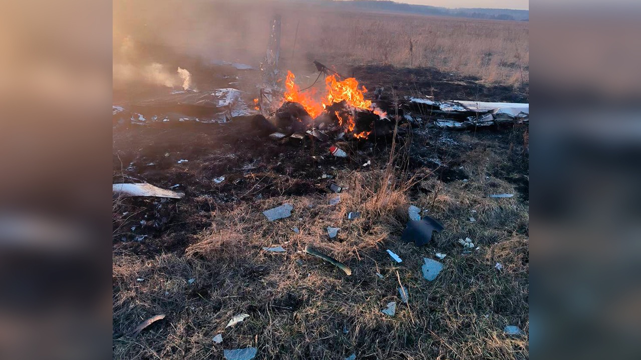 Легкомоторный самолет разбился в районе аэродрома Мячково в Подмосковье