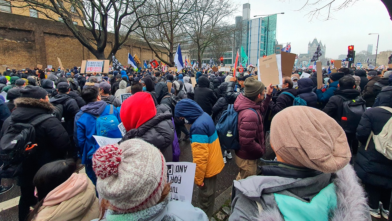 Guardian: в Лондоне прошла акция против «мегапосольства» КНР