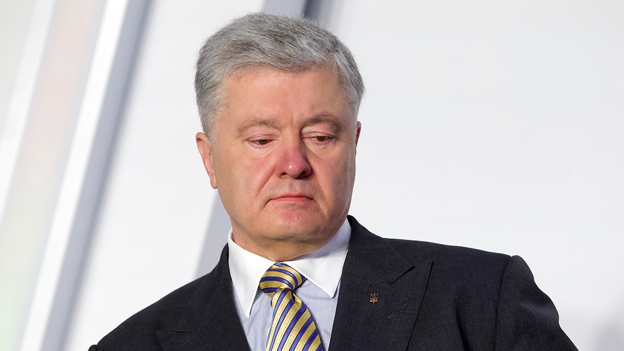 Forbes Ukraine: СНБО ввел санкции против Порошенко* из-за госизмены