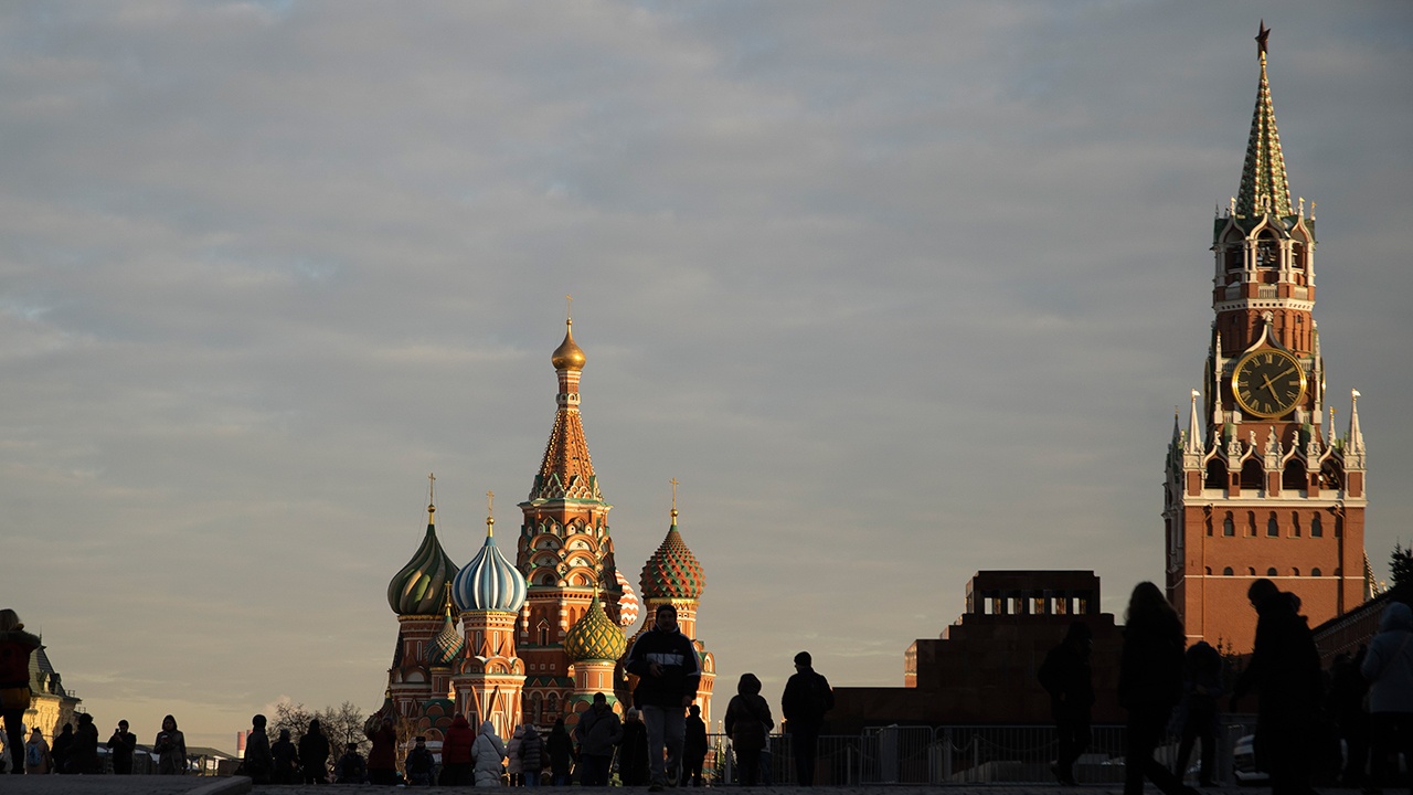 Кремль: приглашение Трампа в Москву не значит, что он приедет 9 мая