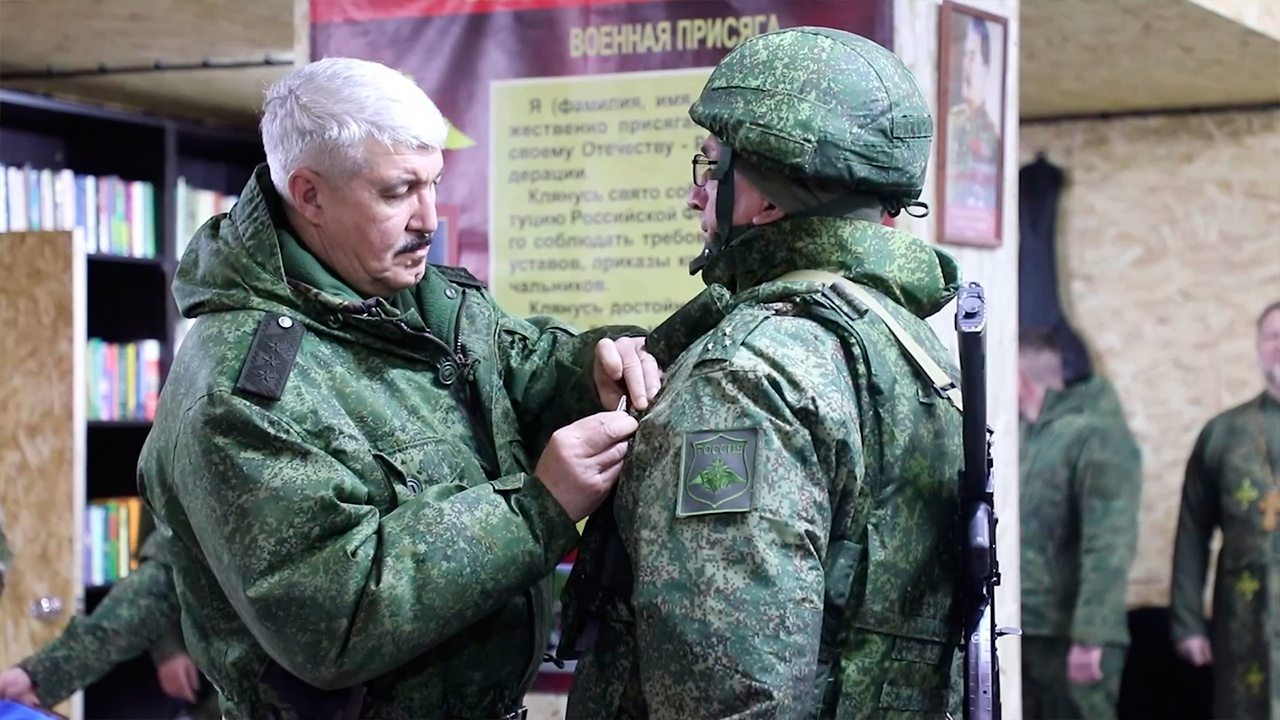 Военнослужащие группировки войск «Запад» получили награды в зоне СВО