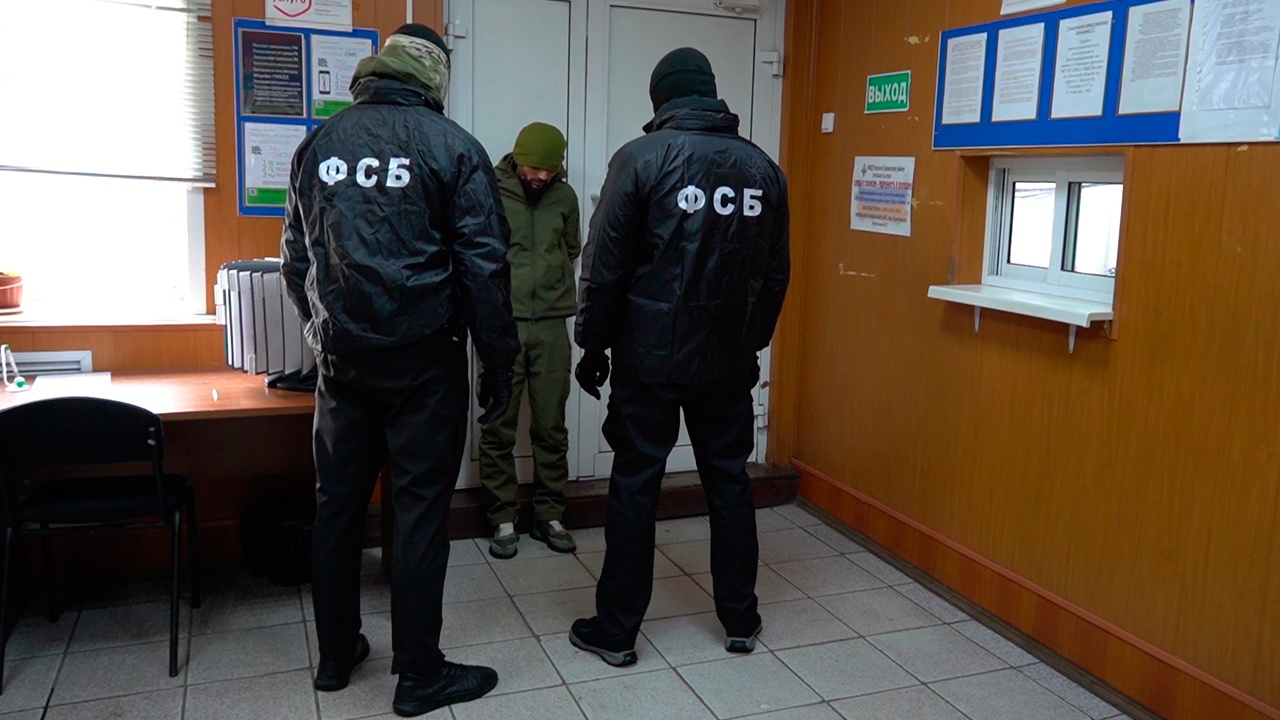 ФСБ лишила гражданства уроженца Центральной Азии за конфликт в Липецке ФСБ лишила гражданства уроженца Центральной Азии за конфликт в Липецке