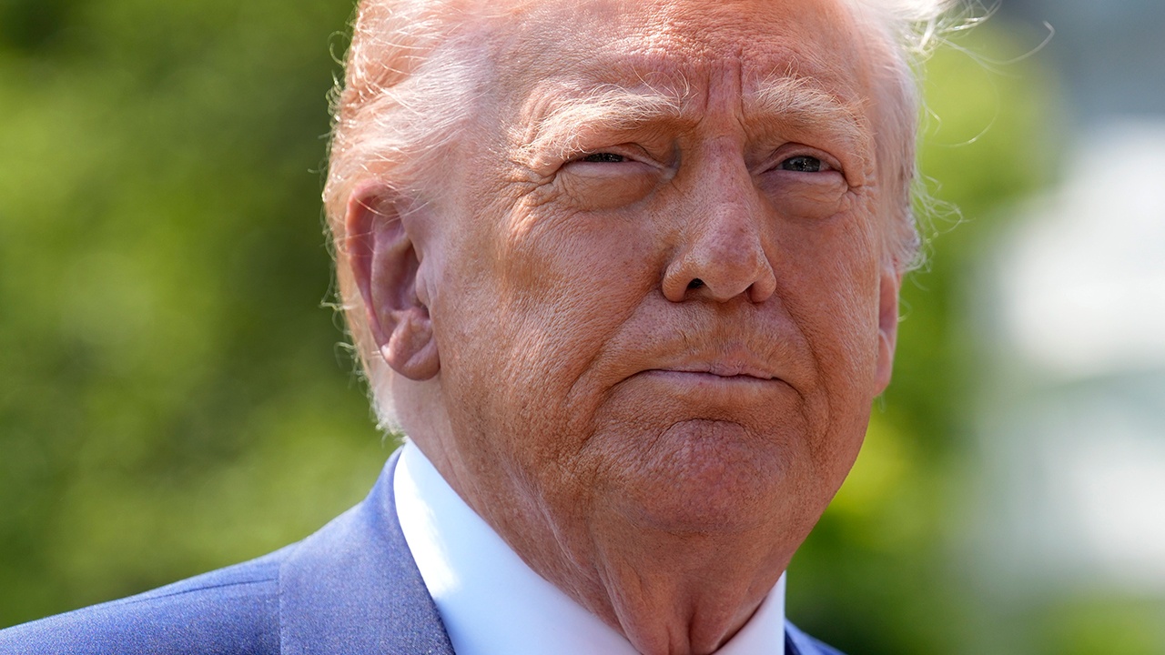 Трамп: сделка с Украиной принесет США более 350 миллиардов долларов Трамп: сделка с Украиной принесет США более 350 миллиардов долларов