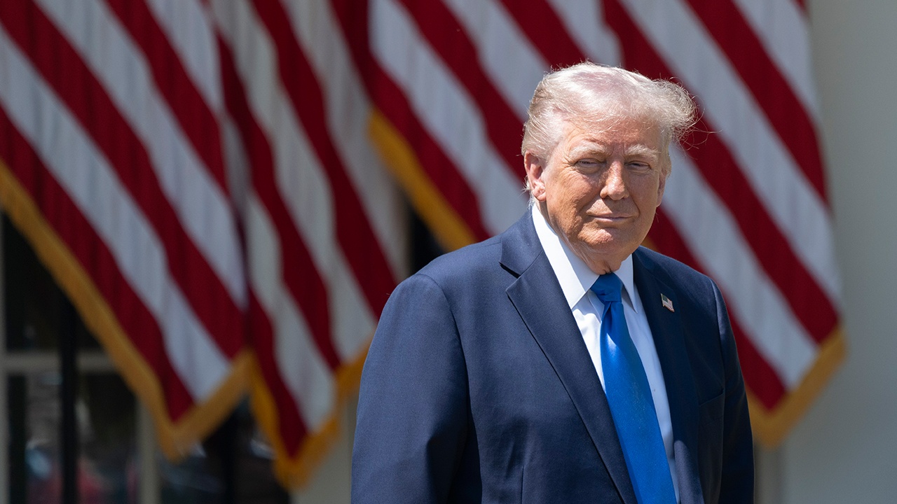 Трамп признал, что в США может наступить рецессия Трамп признал, что в США может наступить рецессия