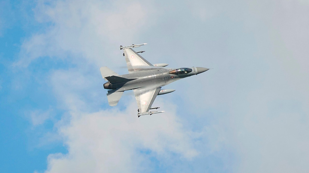 Госдеп США одобрил контракт на $310 млн на обслуживание украинских F-16 Госдеп США одобрил контракт на $310 млн на обслуживание украинских F-16