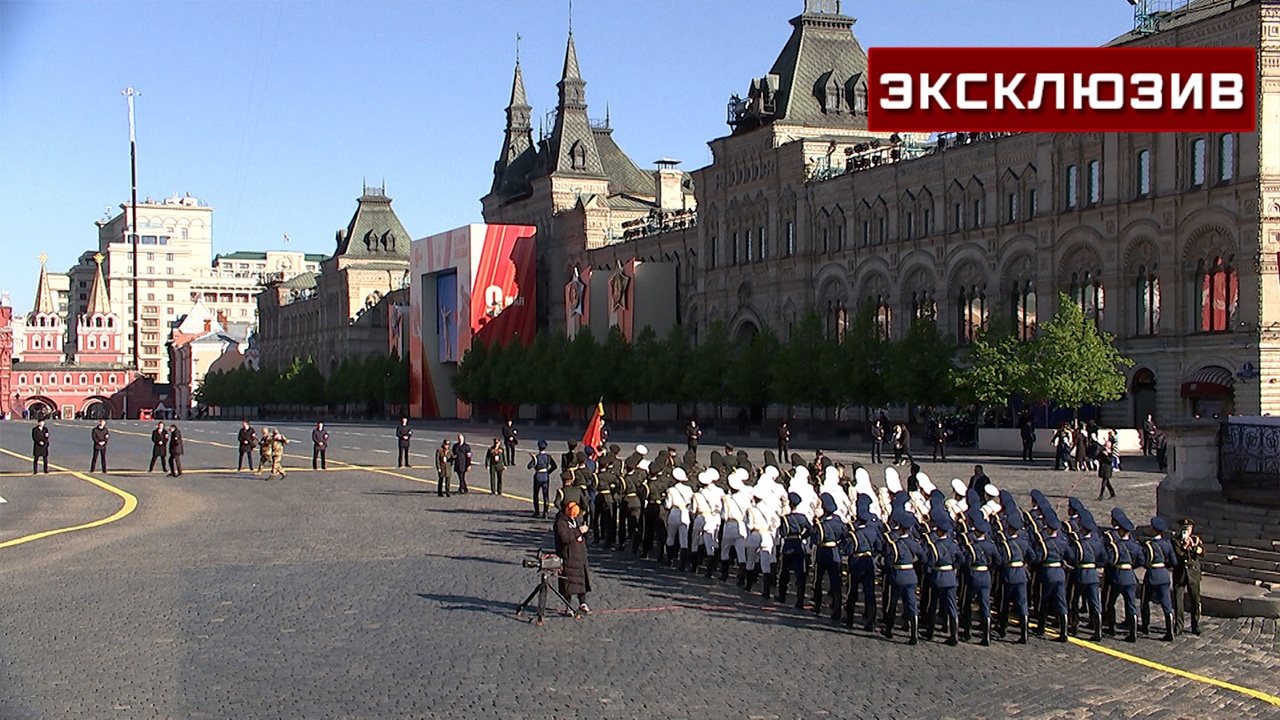 Китайские военнослужащие спели «Священную войну» перед Парадом Победы Китайские военнослужащие спели «Священную войну» перед Парадом Победы