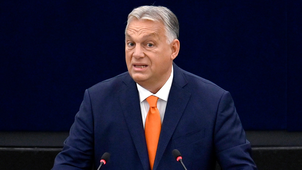 Орбан обвинил спецслужбы Киева в атаке на венгерский референдум Орбан обвинил спецслужбы Киева в атаке на венгерский референдум