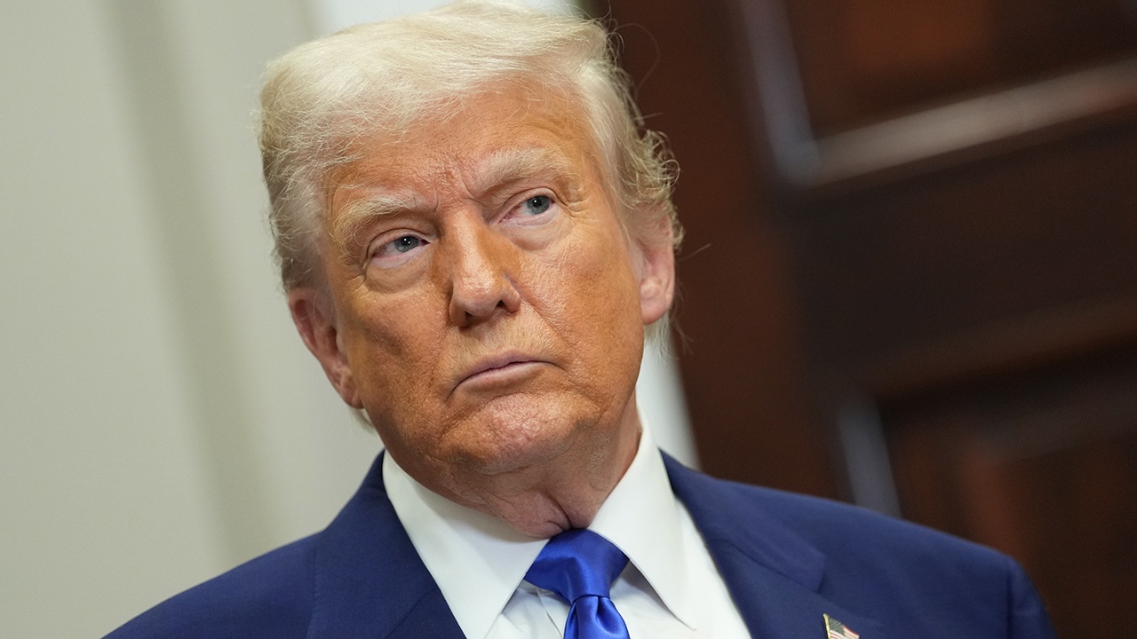 Трамп заявил, что не откажется от «летающего дворца» в подарок от Катара Трамп заявил, что не откажется от «летающего дворца» в подарок от Катара