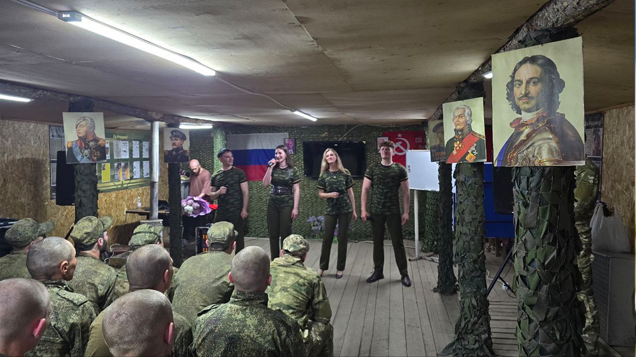 Артисты ЦДРА дали восемь концертов для военнослужащих ГрВ «Восток» Артисты ЦДРА дали восемь концертов для военнослужащих ГрВ «Восток»