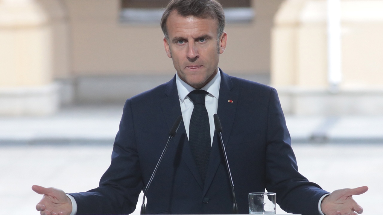 Макрон: Франция не готова больше поставлять оружие Украине Макрон: Франция не готова больше поставлять оружие Украине