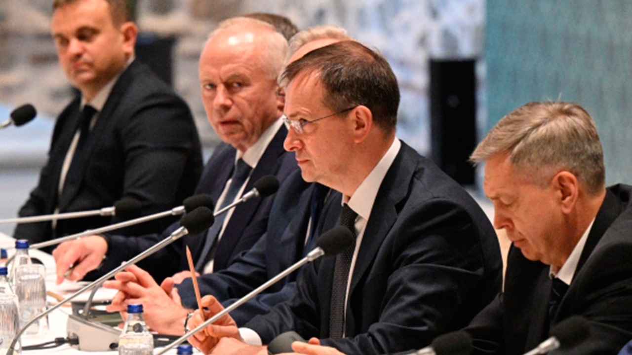 Мединский: РФ на переговорах приняла к сведению запрос на встречу лидеров Мединский: РФ на переговорах приняла к сведению запрос на встречу лидеров