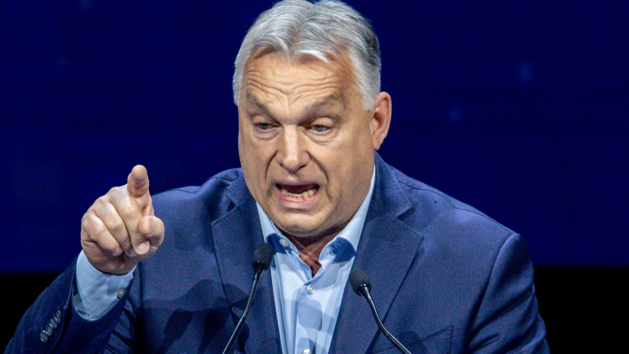 Орбан обвинил Украину в «клеветнических акциях» Орбан обвинил Украину в «клеветнических акциях»