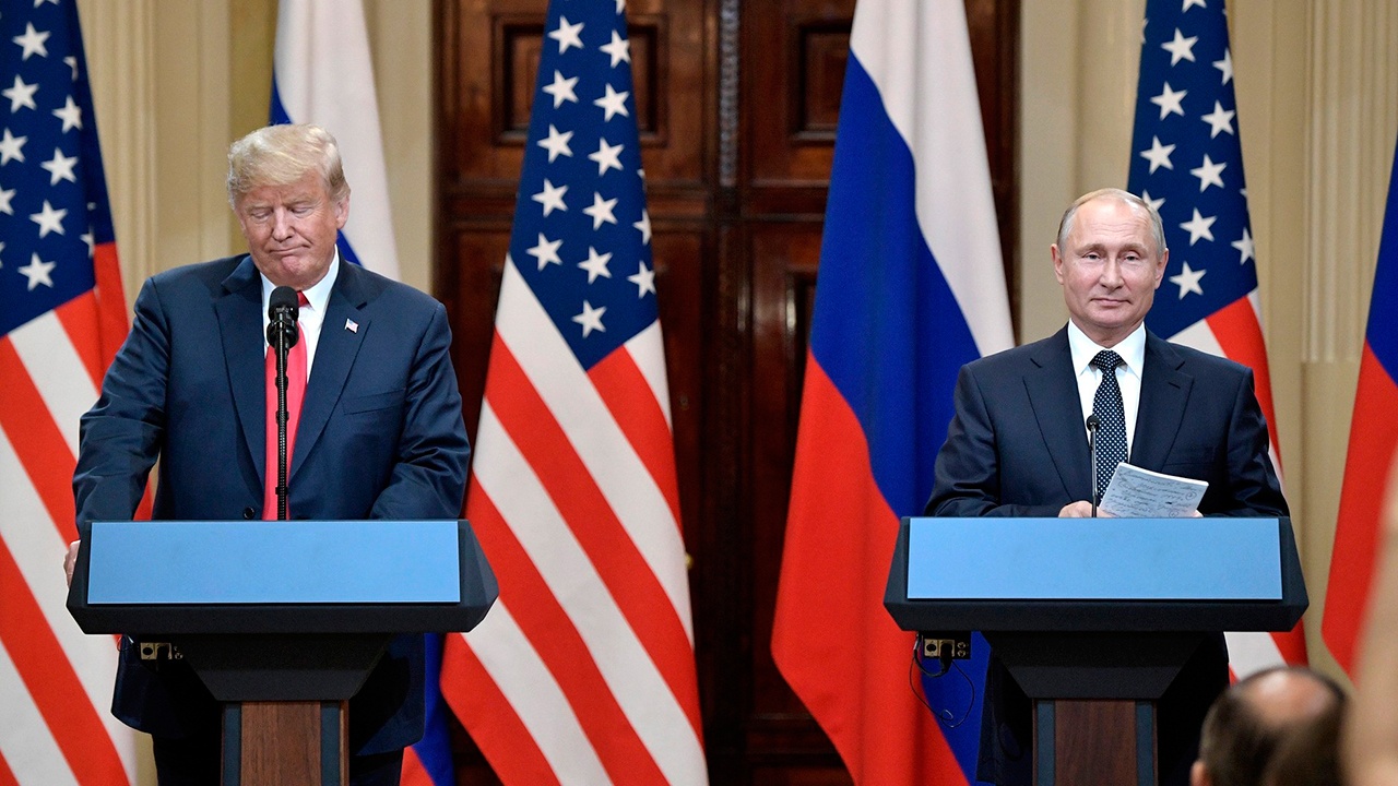 Ушаков заявил, что Путин и Трамп пока не определили сроки личной встречи Ушаков заявил, что Путин и Трамп пока не определили сроки личной встречи