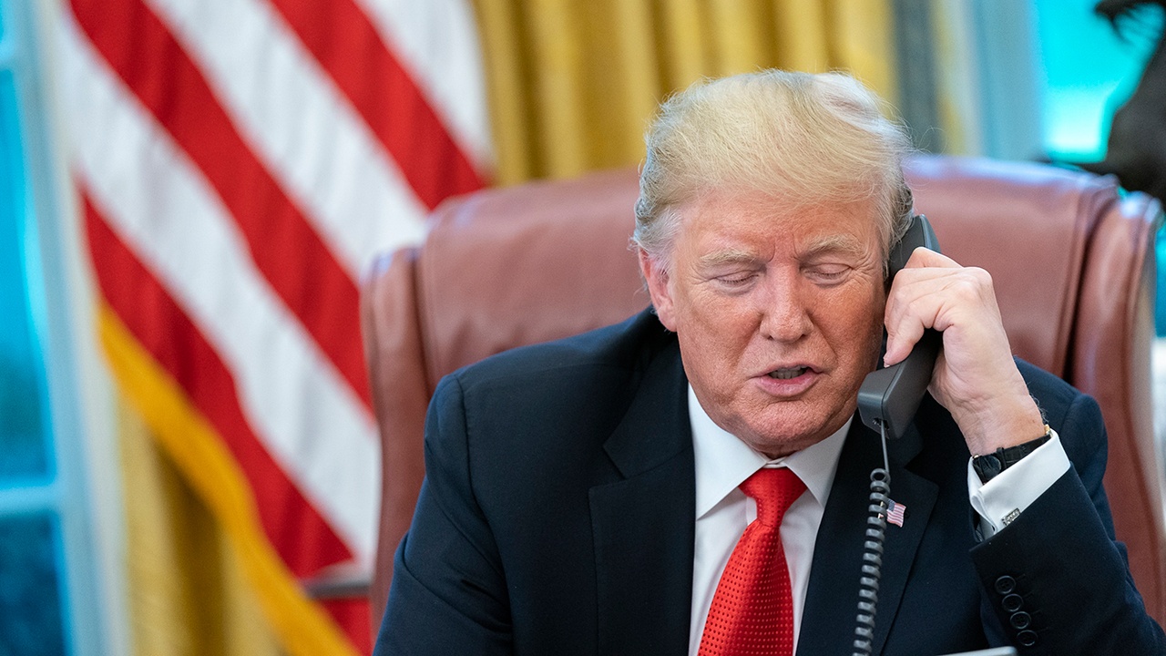 Трамп назвал очень хорошим разговор с Путиным Трамп назвал очень хорошим разговор с Путиным