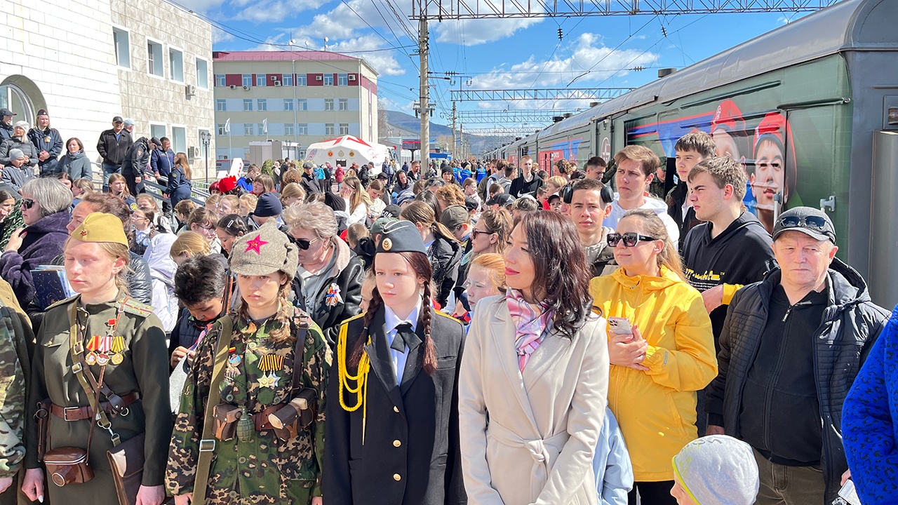 Агитпоезд Минобороны прибыл в Северобайкальск Агитпоезд Минобороны прибыл в Северобайкальск