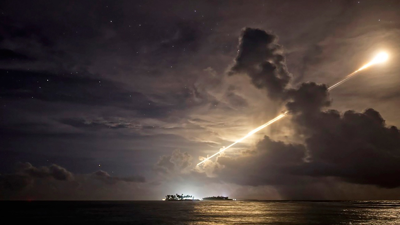 В США провели испытательный пуск МБР Minuteman III В США провели испытательный пуск МБР Minuteman III