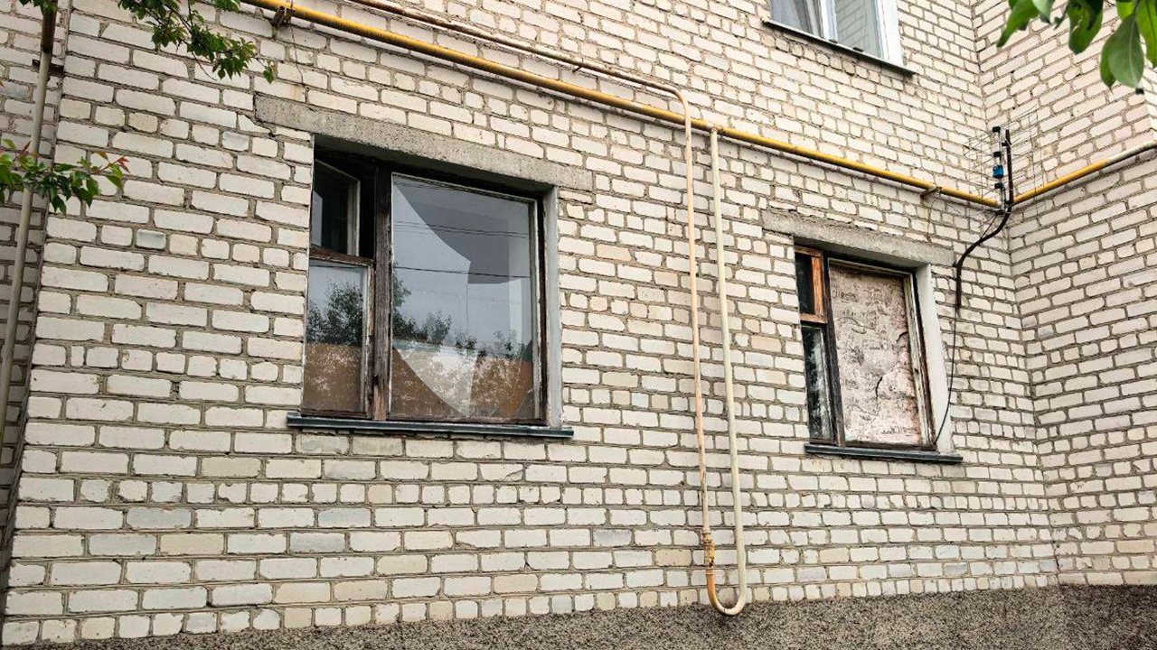 Хинштейн сообщил о 64 поврежденных домах в результате удара ВСУ по Льгову Хинштейн сообщил о 64 поврежденных домах в результате удара ВСУ по Льгову
