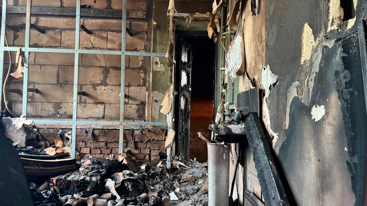 Волонтерский штаб помощи участникам СВО сожгли в Ленобласти Волонтерский штаб помощи участникам СВО сожгли в Ленобласти