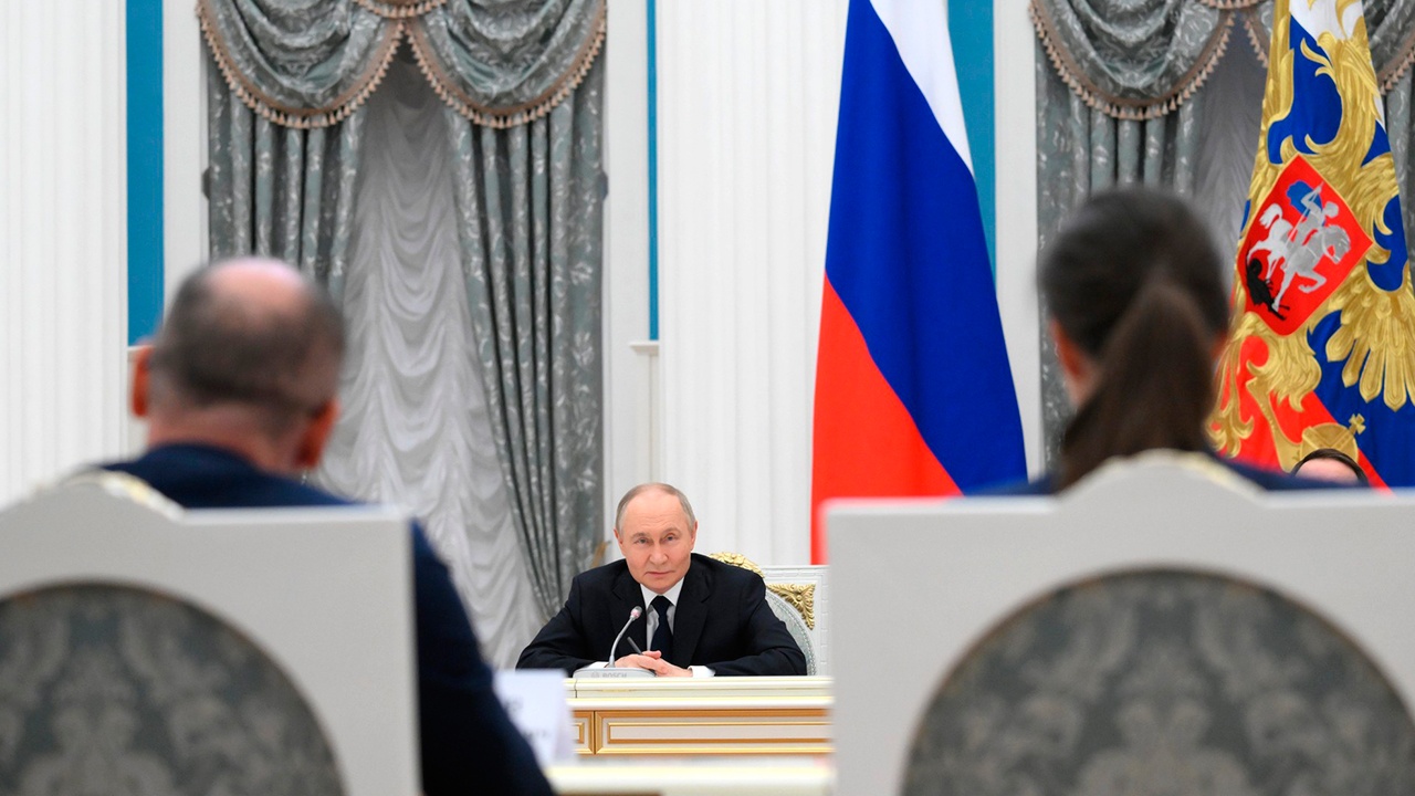 Конкуренты и маркетплейсы: что обсудил Путин с предпринимателями