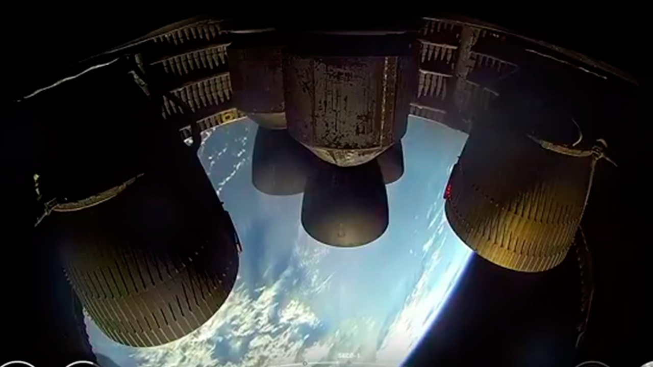 Третий подряд испытательный полет Starship закончился катастрофой Третий подряд испытательный полет Starship закончился катастрофой