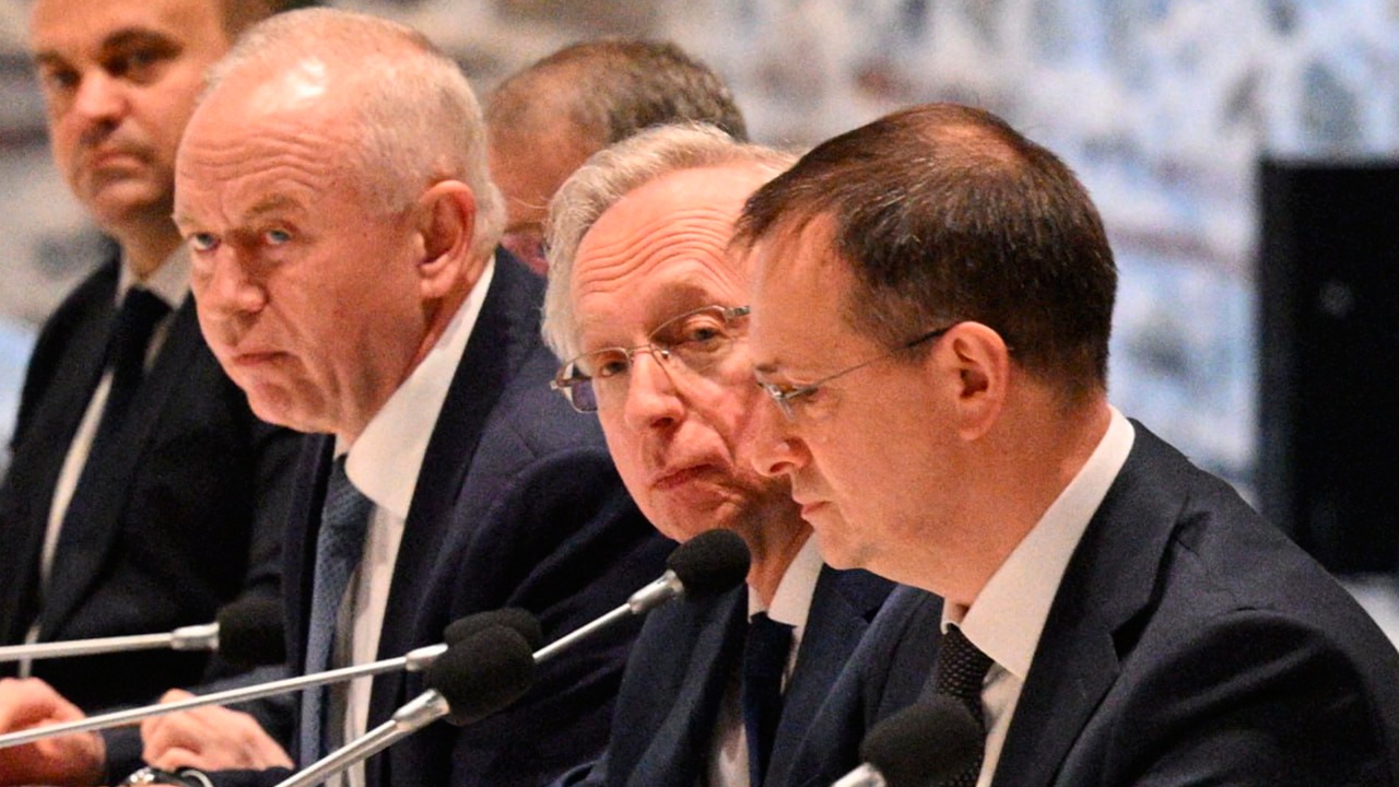 Мединский предложил Умерову встретиться для обмена меморандумами Мединский предложил Умерову встретиться для обмена меморандумами