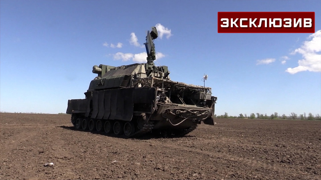«Тор-М2» группировки «Восток» отследил и сбил дрон на высоте в 400 метров «Тор-М2» группировки «Восток» отследил и сбил дрон на высоте в 400 метров