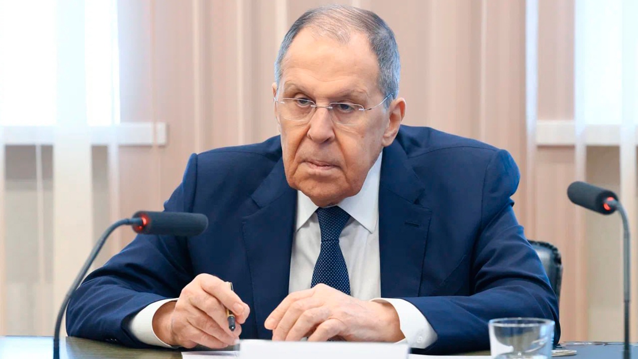 «Видим вас насквозь»: что Лавров ответил на требование прекратить огонь «Видим вас насквозь»: что Лавров ответил на требование прекратить огонь