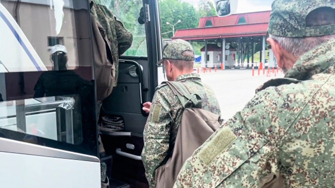 Мединский: Россия готова начать обмен пленными с Украиной 7-9 июня Мединский: Россия готова начать обмен пленными с Украиной 7-9 июня