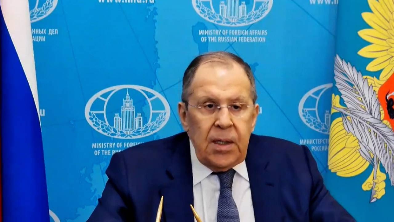 Лавров назвал встречу делегаций РФ и Украины в Стамбуле важной и полезной Лавров назвал встречу делегаций РФ и Украины в Стамбуле важной и полезной