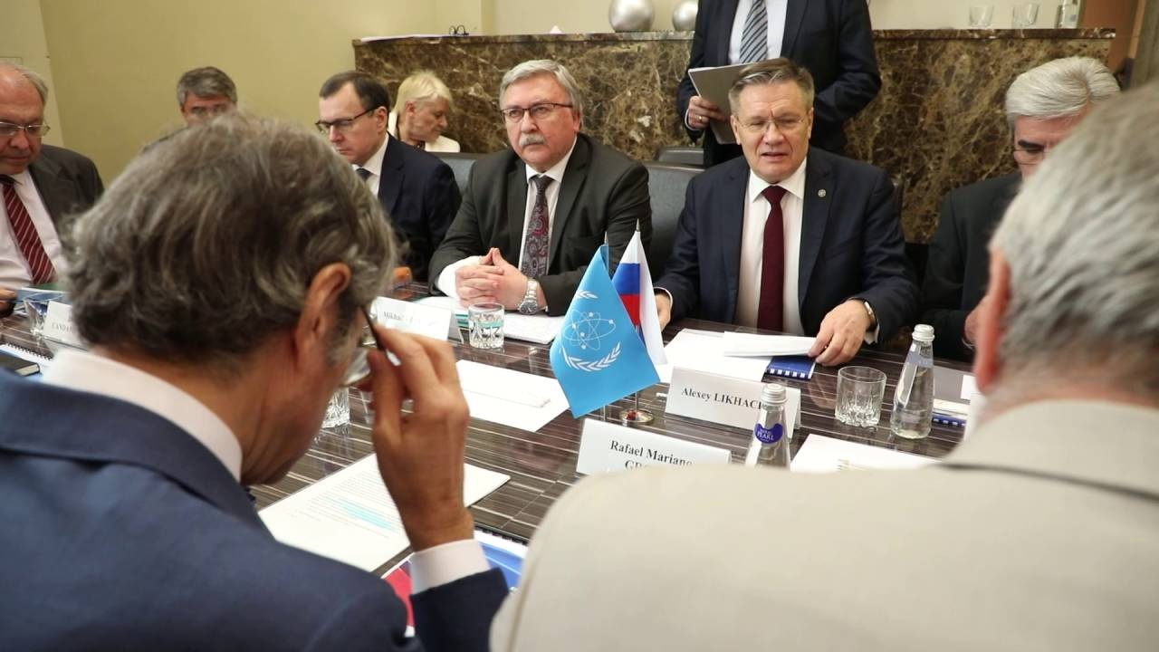 В Калининграде начались переговоры Лихачева и Гросси