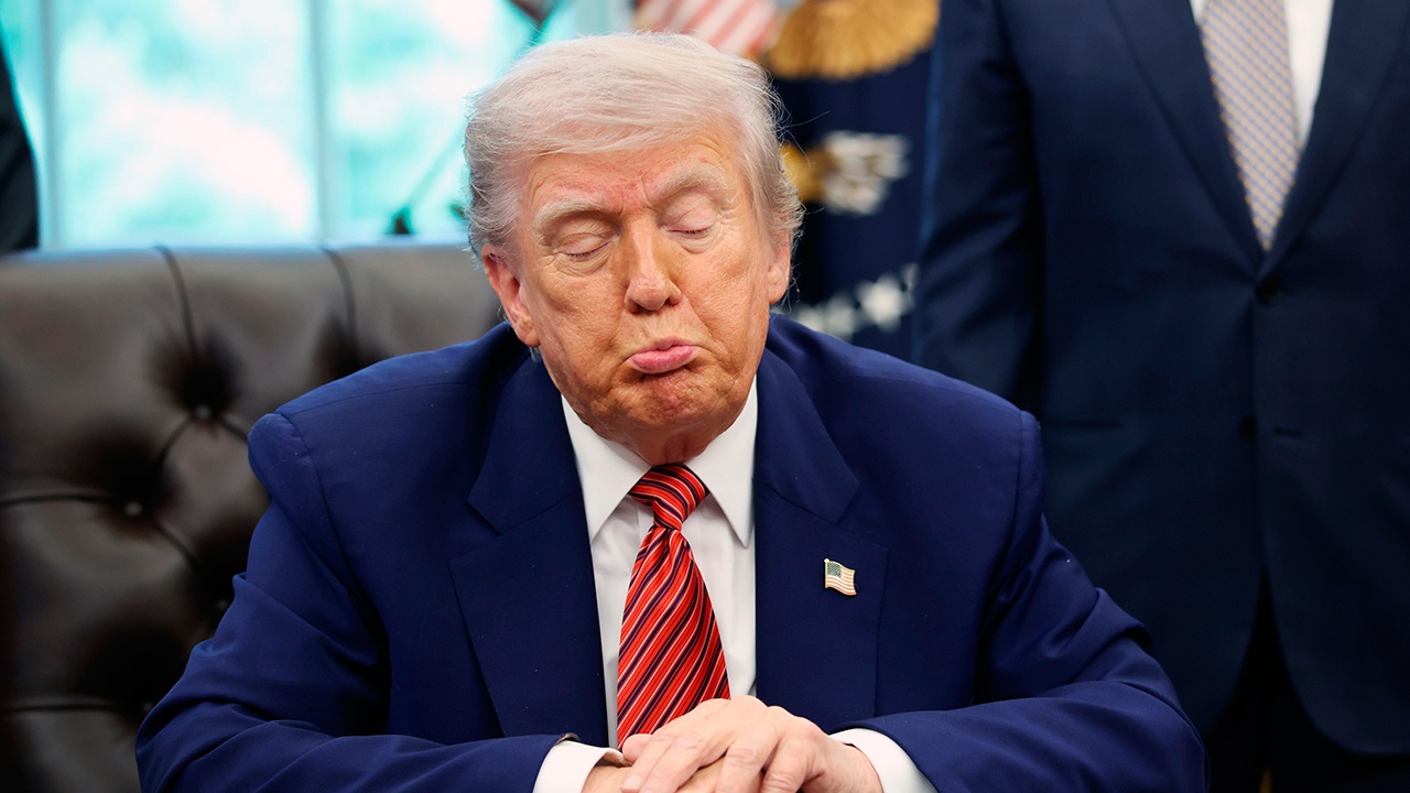 Трамп: санкции против РФ введут при необходимости Трамп: санкции против РФ введут при необходимости