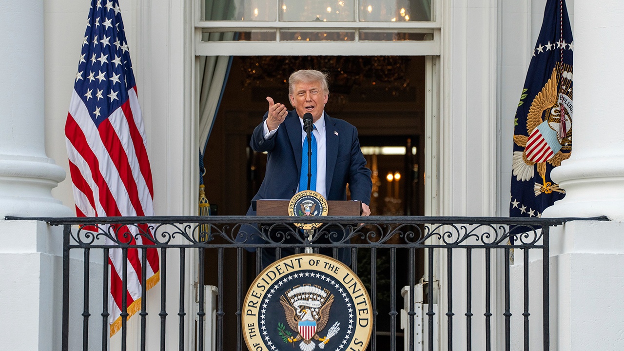 NYT: Трамп связал «сумасшествие» Маска с наркотиками NYT: Трамп связал «сумасшествие» Маска с наркотиками