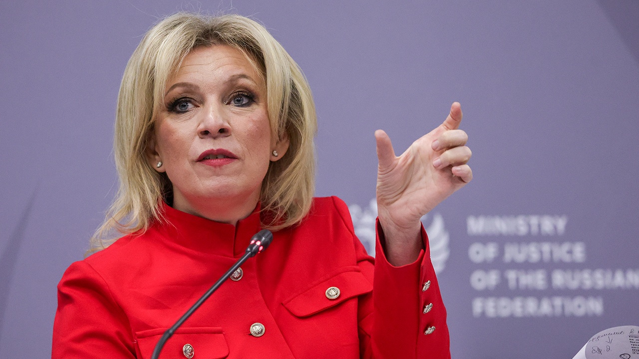 Захарова предположила, что НАТО могла приказать Киеву не забирать тела военных