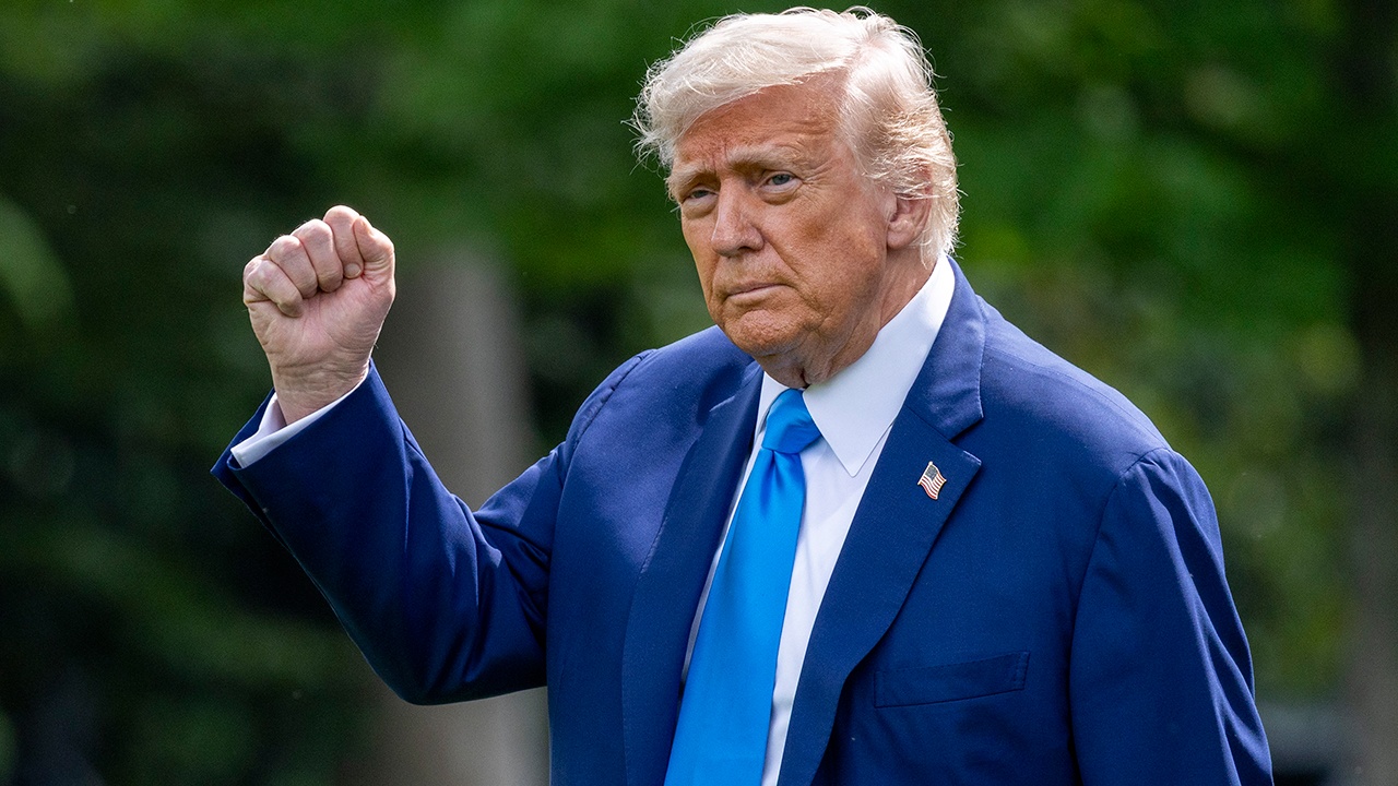 Трамп: Лос-Анджелес был бы уничтожен, если бы не ввод Нацгвардии Трамп: Лос-Анджелес был бы уничтожен, если бы не ввод Нацгвардии