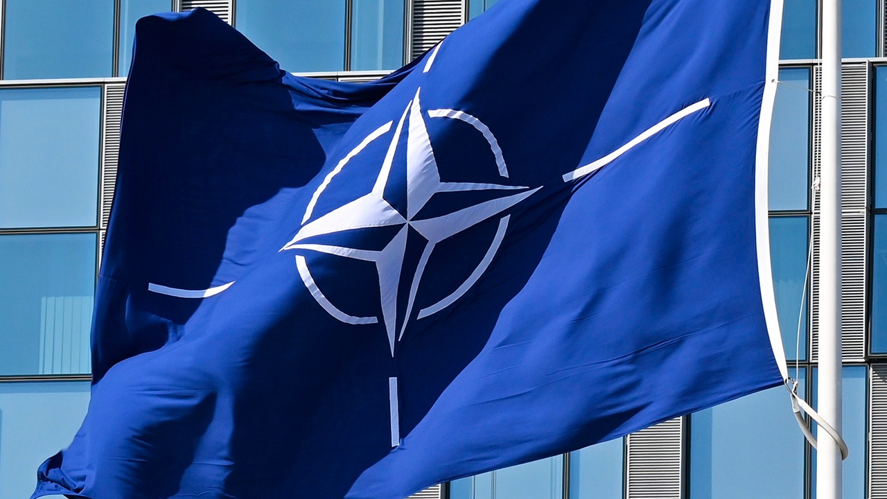 Bloomberg: НАТО добавит расходы на Украину в общие затраты на оборону Bloomberg: НАТО добавит расходы на Украину в общие затраты на оборону