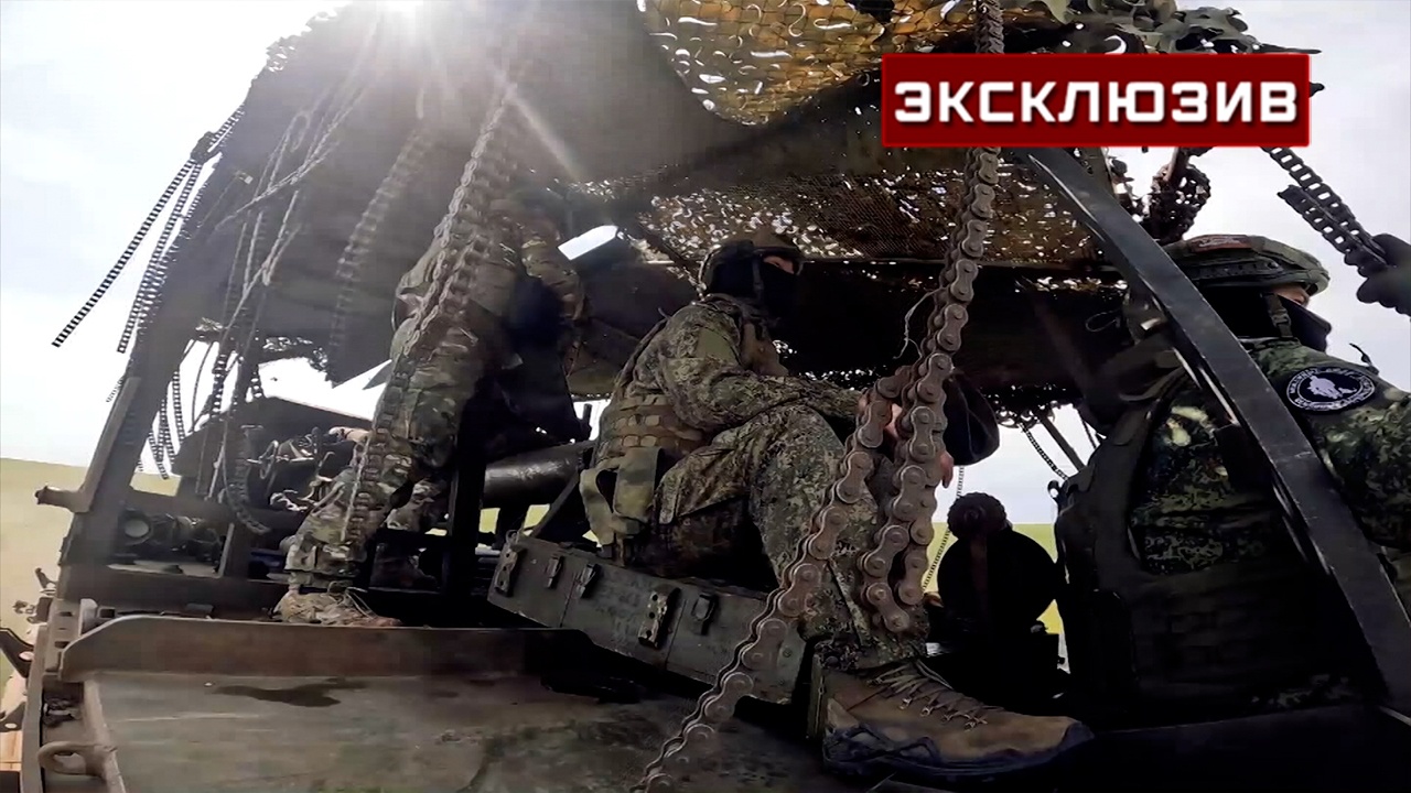 Боец рассказал, как артиллеристы обрушили мост минами-«малышами» Боец рассказал, как артиллеристы обрушили мост минами-«малышами»