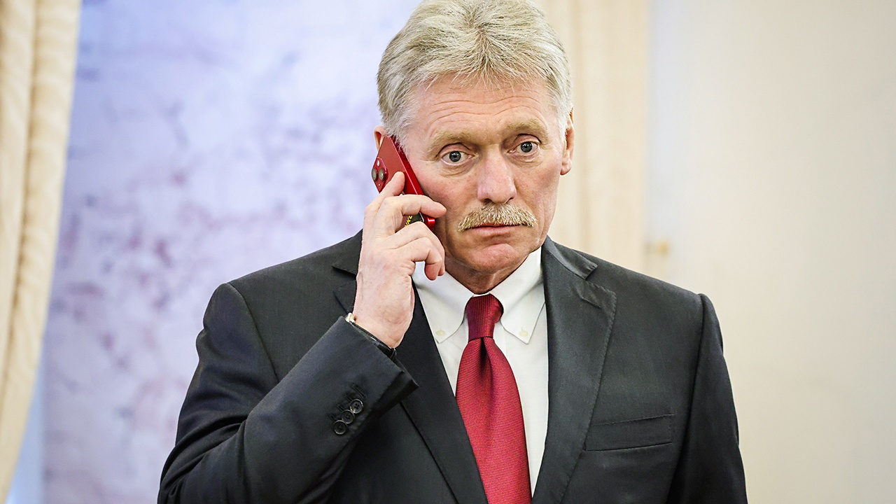 Песков: часть россиян выведена с территории Ирана через Азербайджан Песков: часть россиян выведена с территории Ирана через Азербайджан