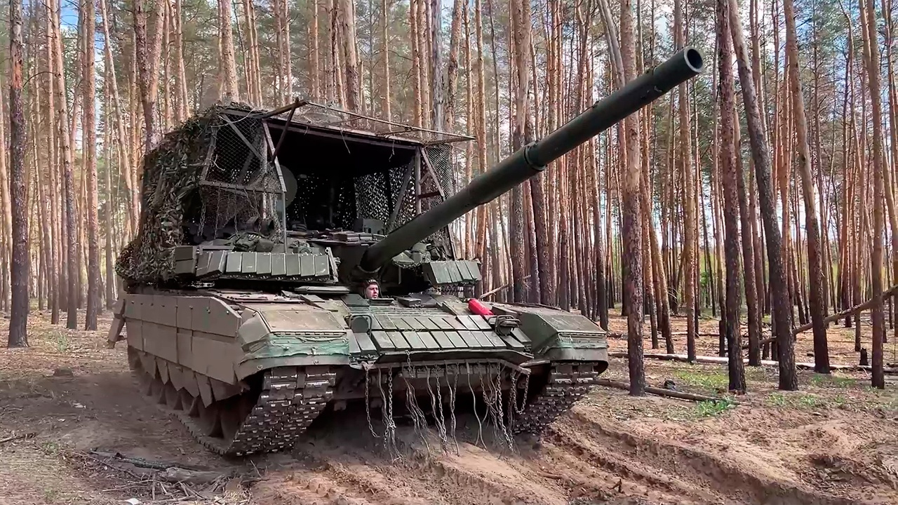 Экипаж Т-90М сорвал ротацию ВСУ на Краснолиманском направлении Экипаж Т-90М сорвал ротацию ВСУ на Краснолиманском направлении