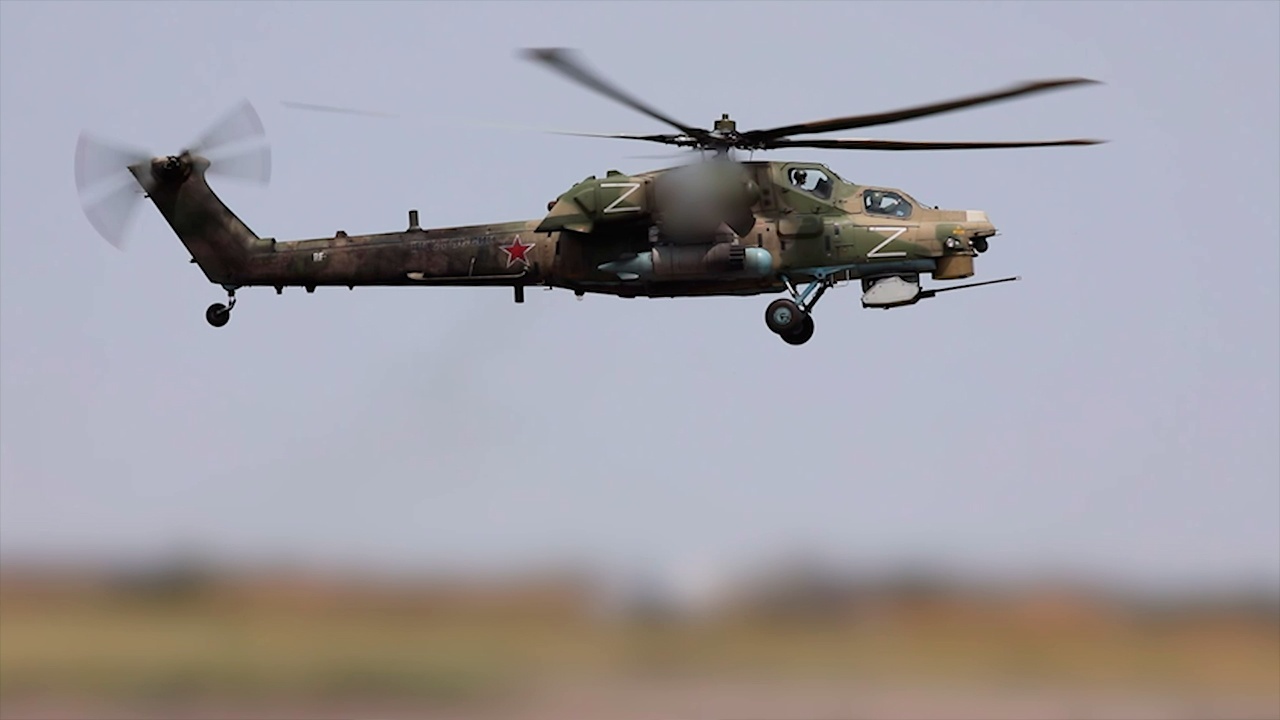 Экипаж Ми-28НМ поразил пункт дислокации украинских дроноводов в зоне СВО Экипаж Ми-28НМ поразил пункт дислокации украинских дроноводов в зоне СВО