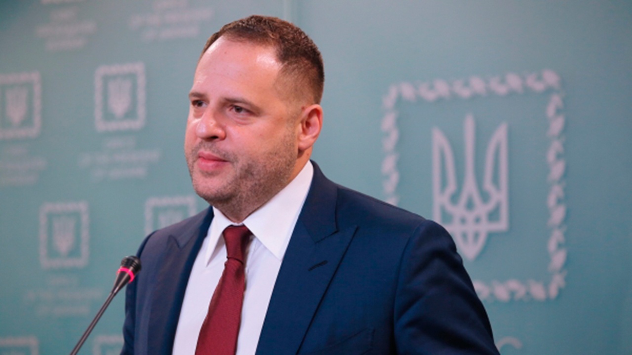 Politico: в Вашингтоне терпеть не могут Ермака Politico: в Вашингтоне терпеть не могут Ермака