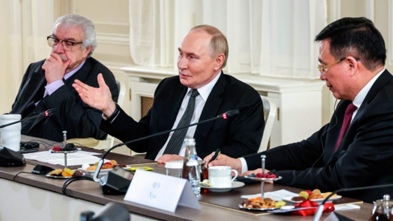 Путин: мы не начинали военных действий на Украине Путин: мы не начинали военных действий на Украине