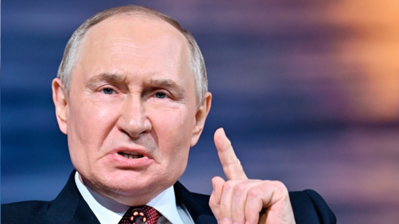 Путин: там, где ступает нога русского солдата, - то наше Путин: там, где ступает нога русского солдата, - то наше