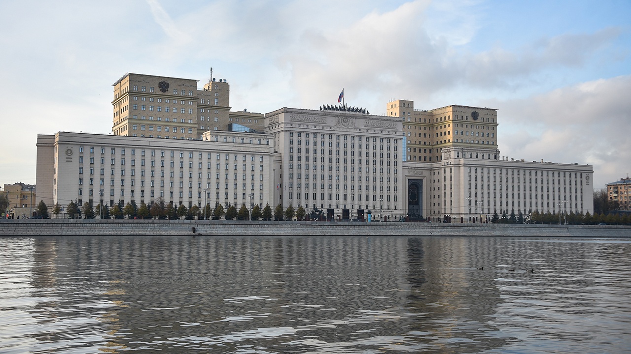Над Россией ночью сбили 61 украинский беспилотник Над Россией ночью сбили 61 украинский беспилотник