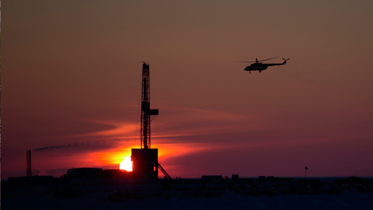 Politico: Евросоюз не будет пытаться снизить потолок цен на российскую нефть Politico: Евросоюз не будет пытаться снизить потолок цен на российскую нефть