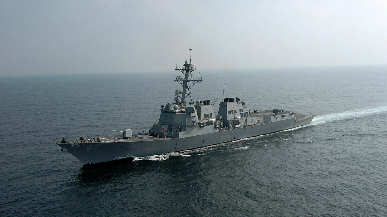 США разместили пять ракетных эсминцев в Средиземном море США разместили пять ракетных эсминцев в Средиземном море