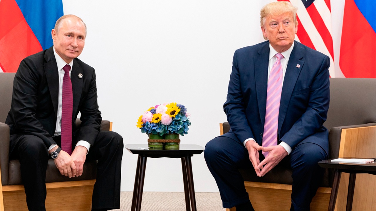 Ушаков: конкретики по встрече Путина и Трампа нет Ушаков: конкретики по встрече Путина и Трампа нет